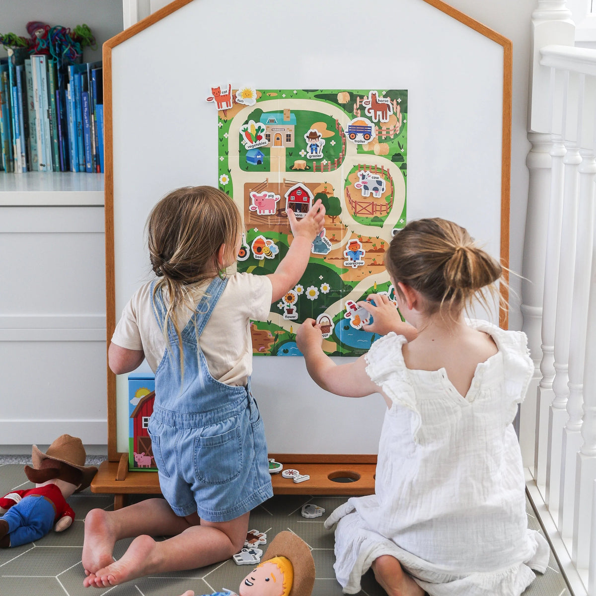 Magnetic Farmyard - Farm Animal Magnets for Kids – Educational Fridge Toy with A2 Farm Map