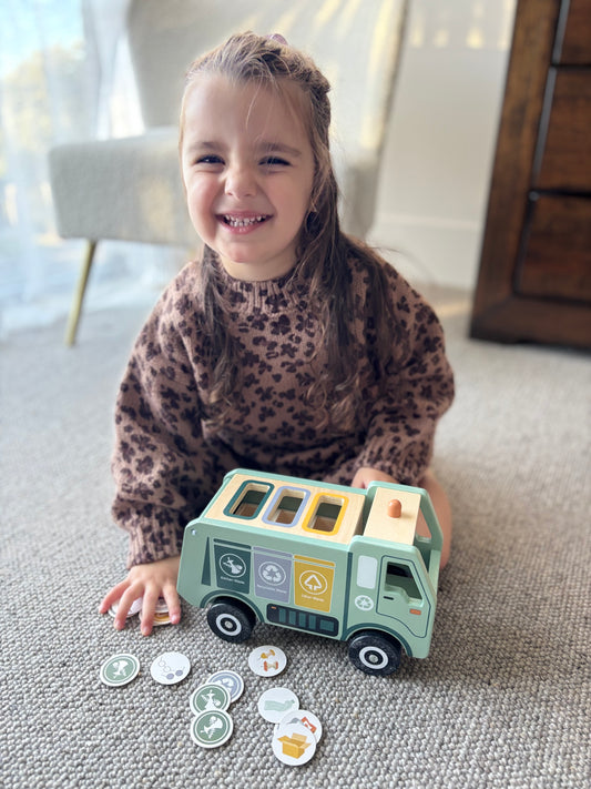 Garbage Sorting Truck