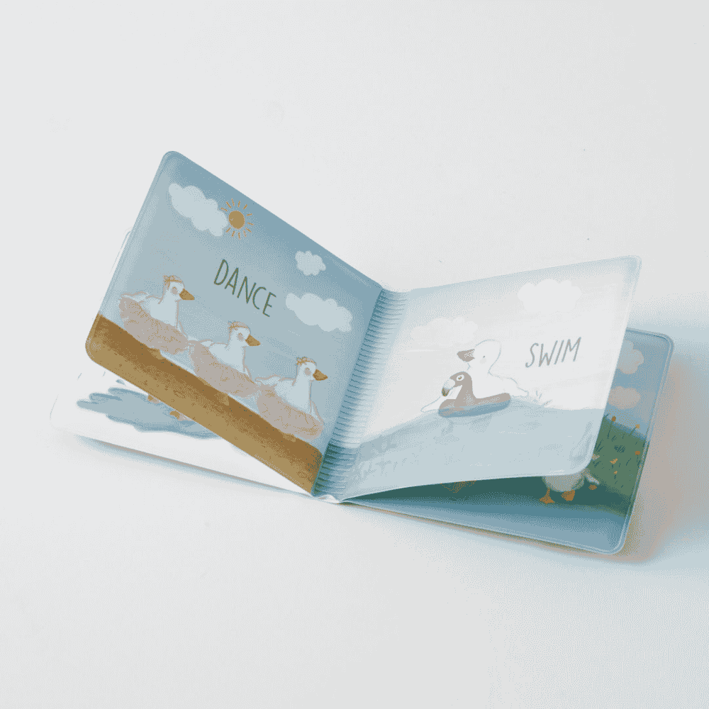 Ducky's Splashy Day Bath Book